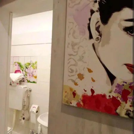 Casa Nel Cuore Di Apartment *